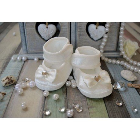 Baby Girl Beautiul Velvet Ivory Christening/Baptism Shoes Style M020